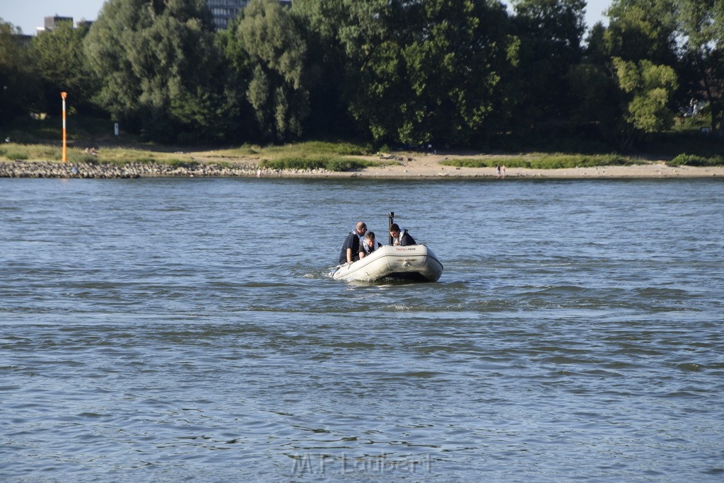 PRhein Koeln Rodenkirchen Uferstr P110.JPG - Miklos Laubert